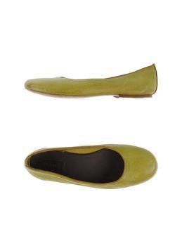 Raparo Ballet Flats