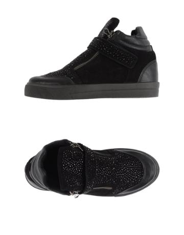 Madame Pigalle Sneakers
