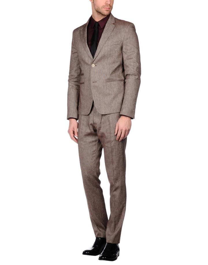 Guya G. Suits