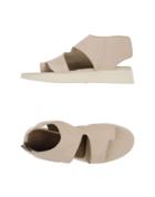Ldtuttle Toe Strap Sandals