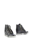 678 Golden Ankle Boots