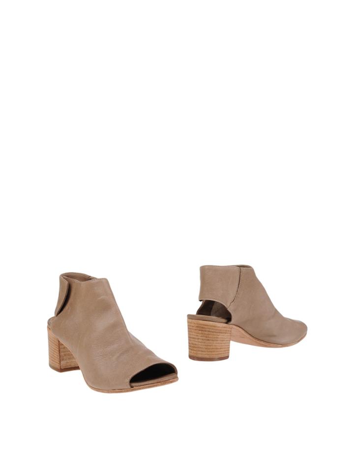 Lemar  Booties