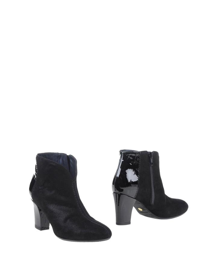 Molaschi Ankle Boots