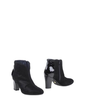 Molaschi Ankle Boots