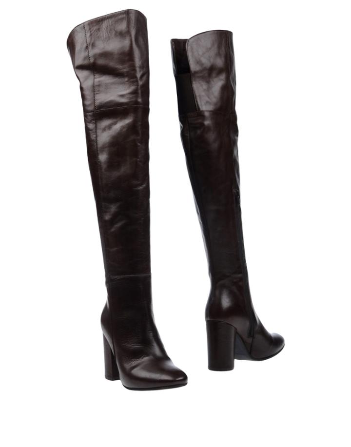 K E Boots