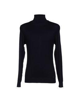 Diktat Turtlenecks