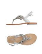 H'ops Toe Strap Sandals