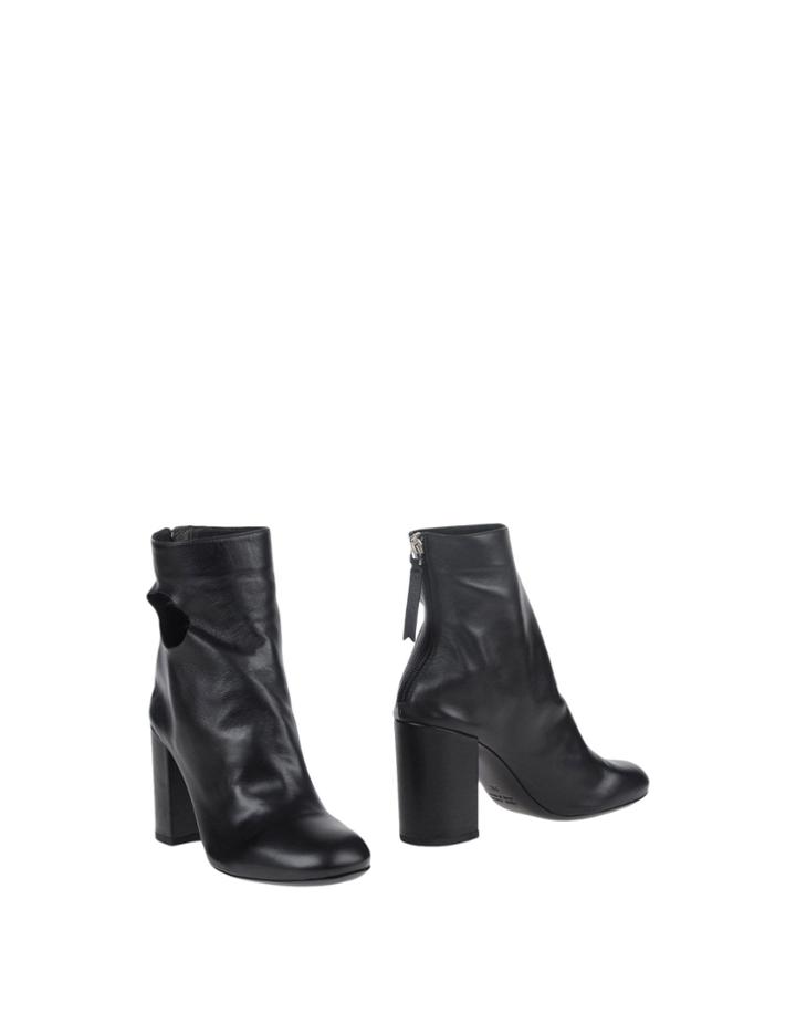 Marios Ankle Boots