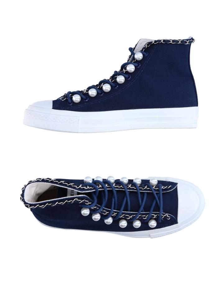 Muveil Sneakers