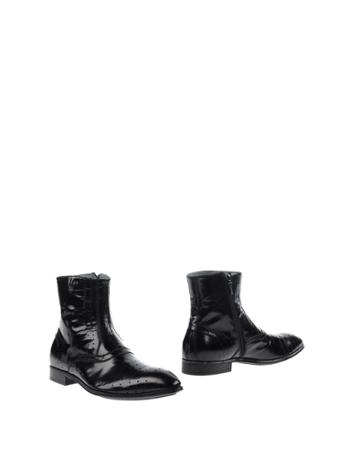 Debut Line Ankle Boots