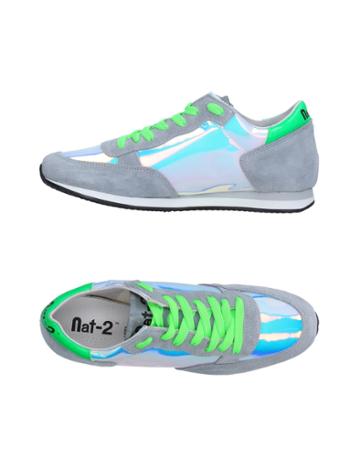 Nat-2 Sneakers