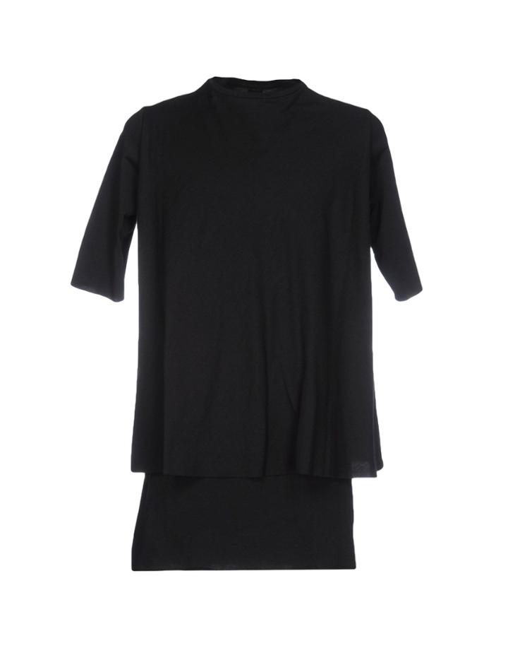 Altrove T-shirts