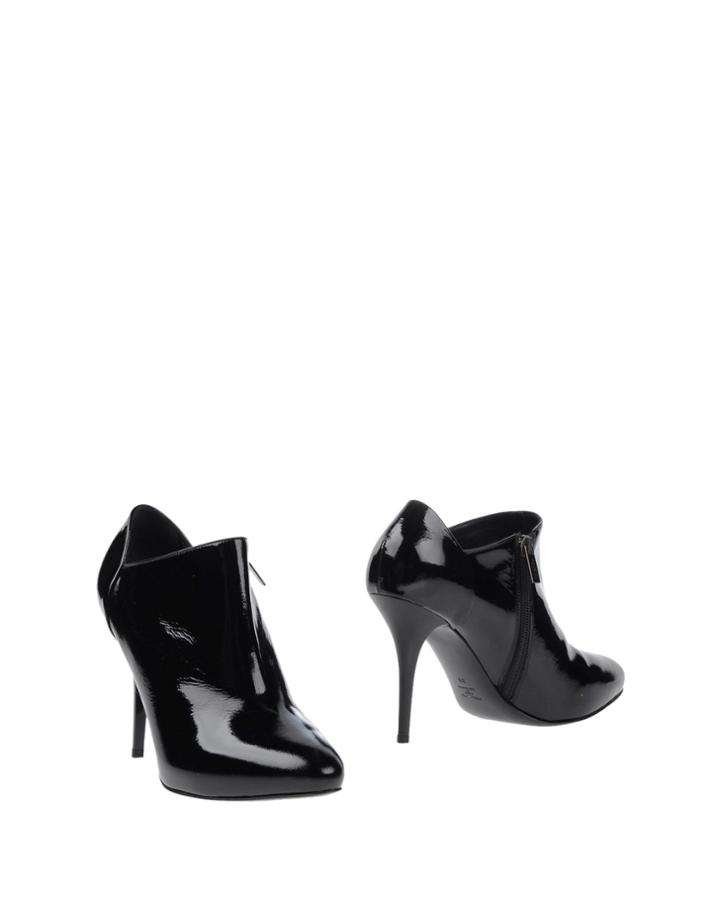 Ninalilou Booties