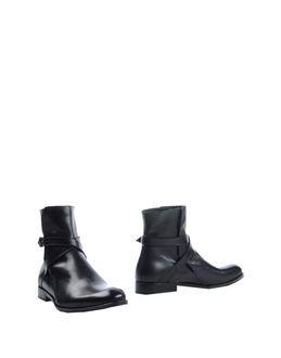 Neroh Ankle Boots