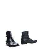 Neroh Ankle Boots
