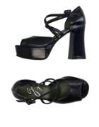 G Di G Sandals