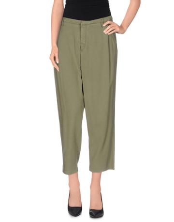 Brockenbow 3/4-length Shorts