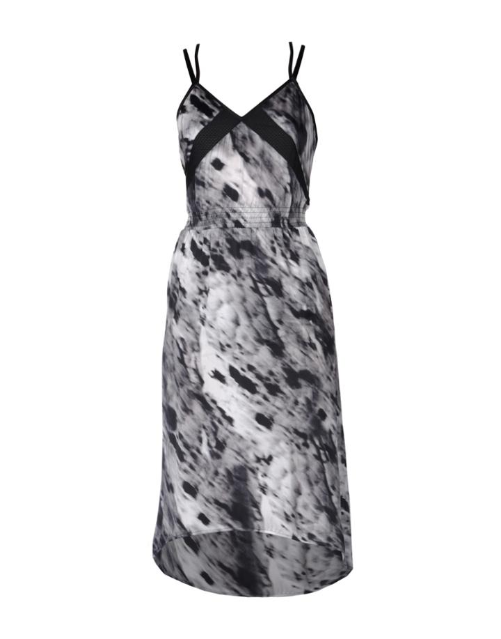 Blanc Noir&reg; 3/4 Length Dresses