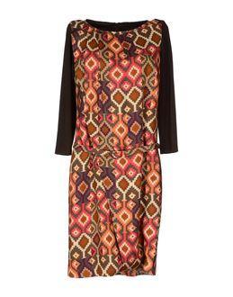 Gigue Knee-length Dresses
