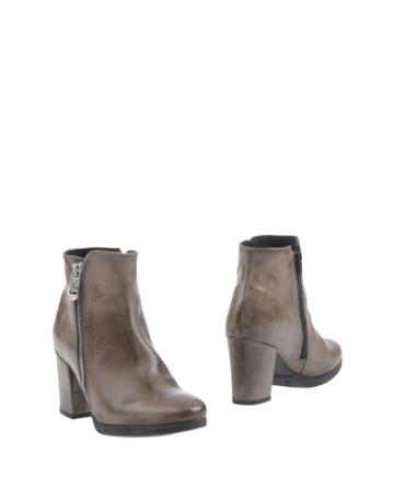 Genus&reg; Millennium Ankle Boots