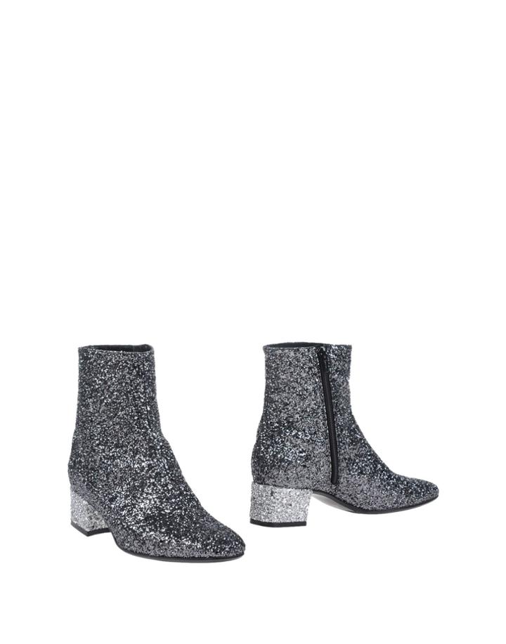 Carraro Ankle Boots