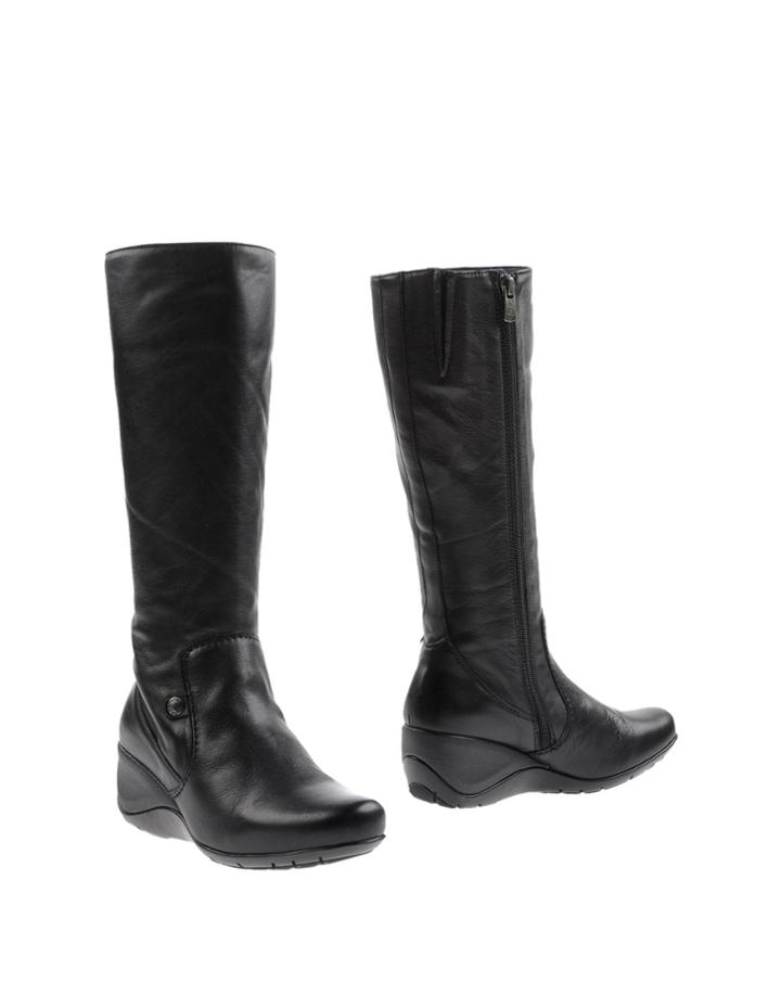 Callaghan Boots