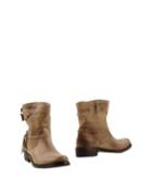 Feeling Ankle Boots