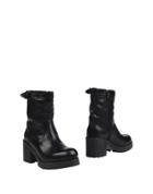 Nannini Ankle Boots