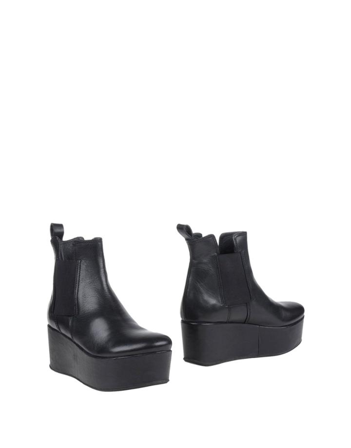C.g Berlin Ankle Boots