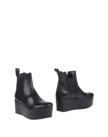 C.g Berlin Ankle Boots