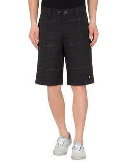 0051 Insight Bermudas