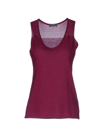 Robbert's Roost&reg; Collection Tops