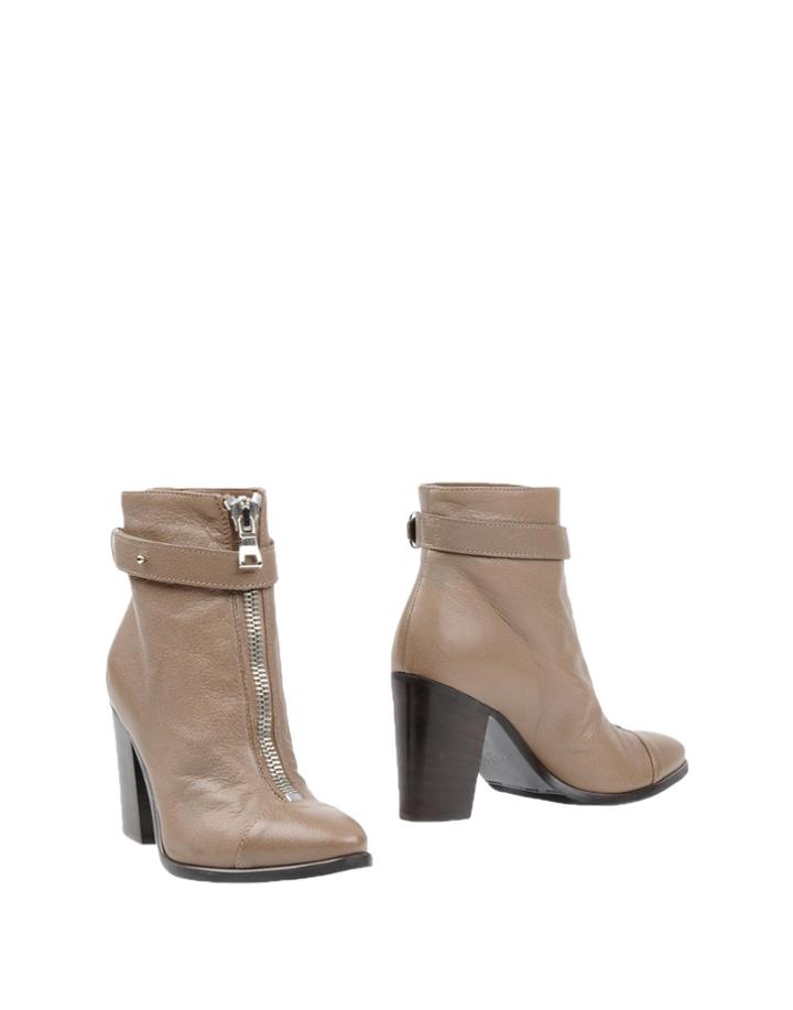 Max & Co. Ankle Boots