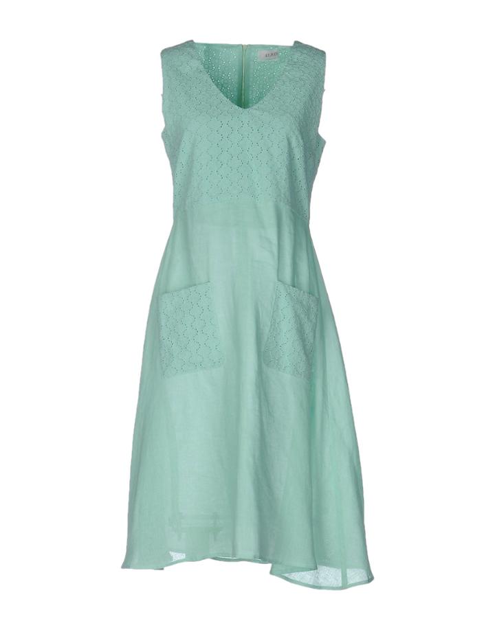 At.p.co Knee-length Dresses