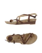 Sax Toe Strap Sandals