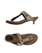 Mal Parmi Toe Strap Sandals