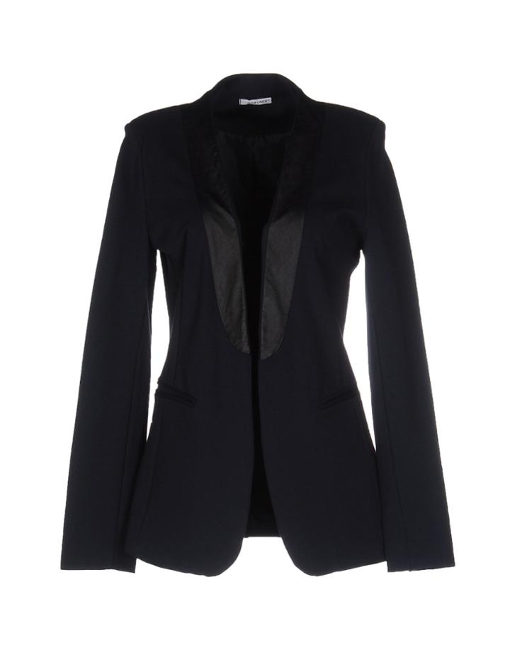 Odieuses Blazers