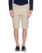 A &starf; Round Bermudas