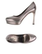 Yves Saint Laurent Rive Gauche Pumps