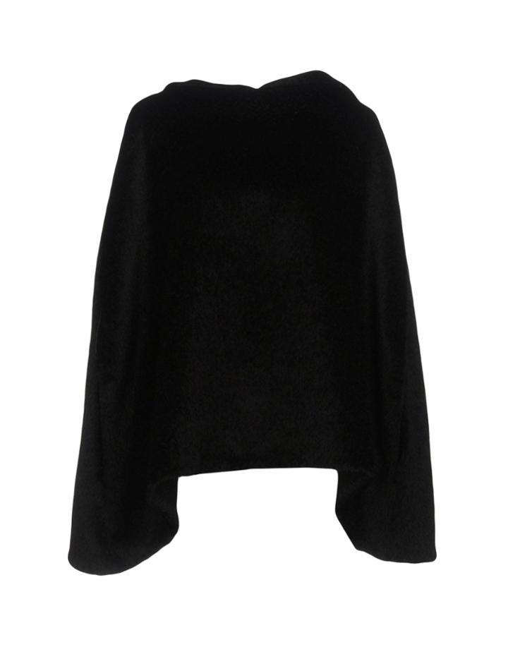 Fil Hats Capes & Ponchos