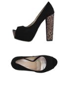 She's Pumps