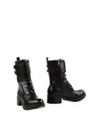 Emanu Lle Vee Ankle Boots