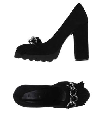 Helia Loafers