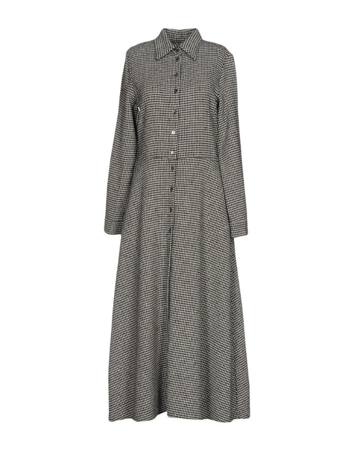 Ultra'chic 3/4 Length Dresses