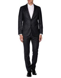 Stell Bayrem Suits