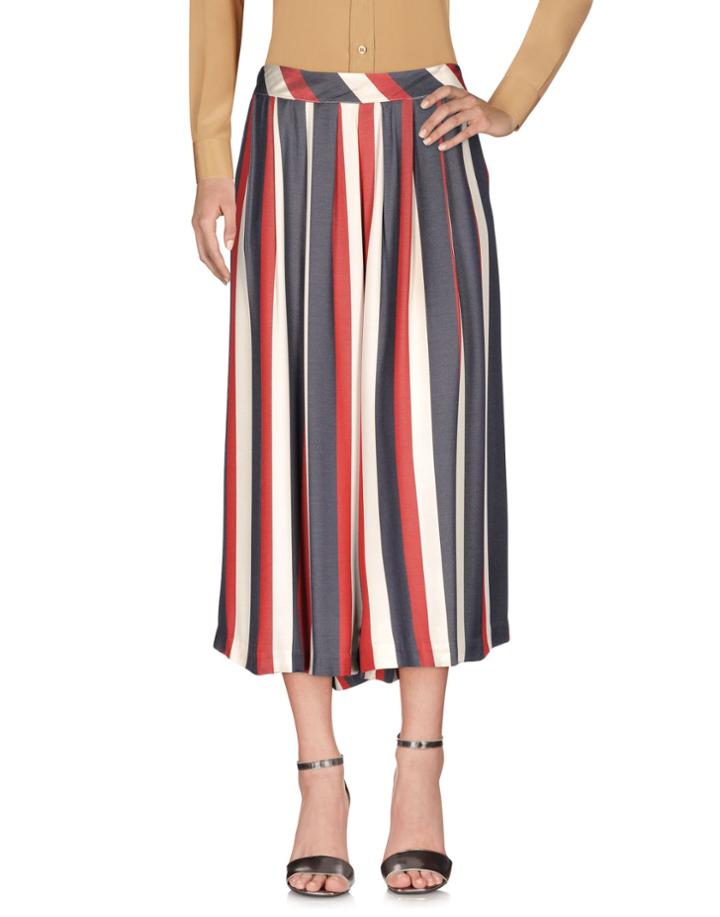 Gold 3/4-length Shorts