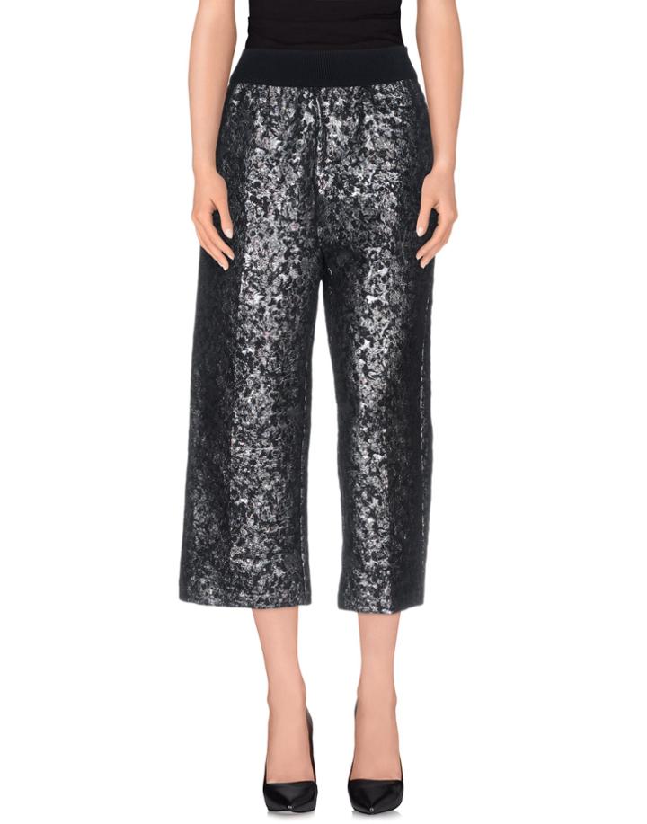 Eggs 3/4-length Shorts
