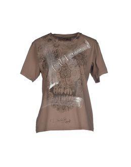 Daphne T-shirts