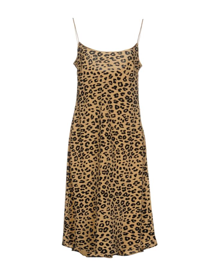 Equipment Knee-length Dresses