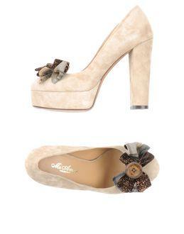 Mi Amor Pumps